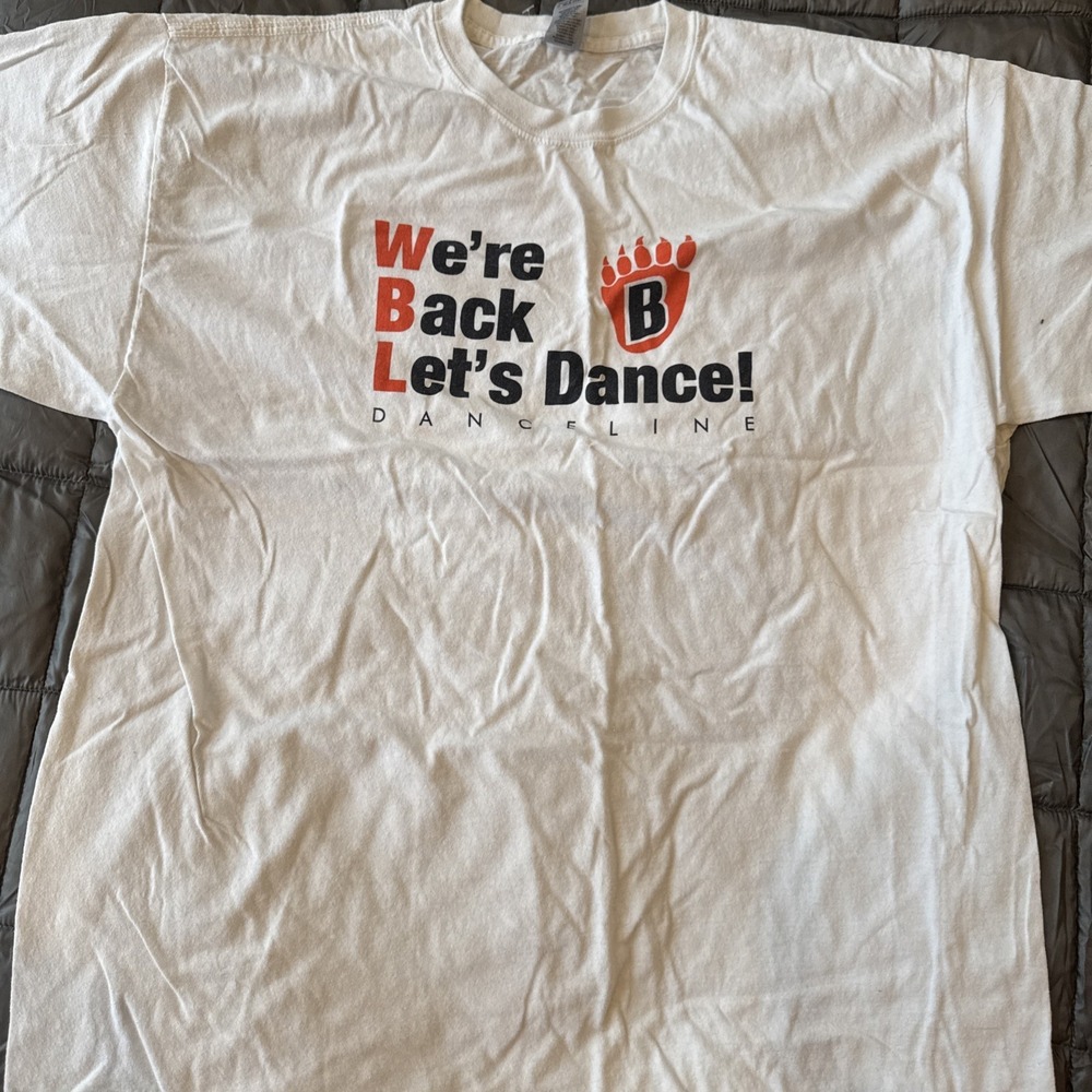 White Bear Lake Dance Like T-shirt Size XL Women's White Graphic Tee